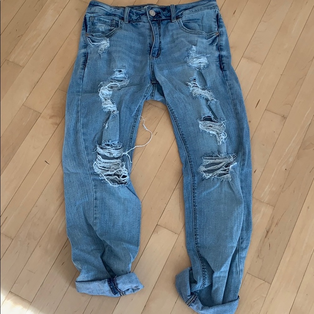 Garage girlfriend distressed jeans